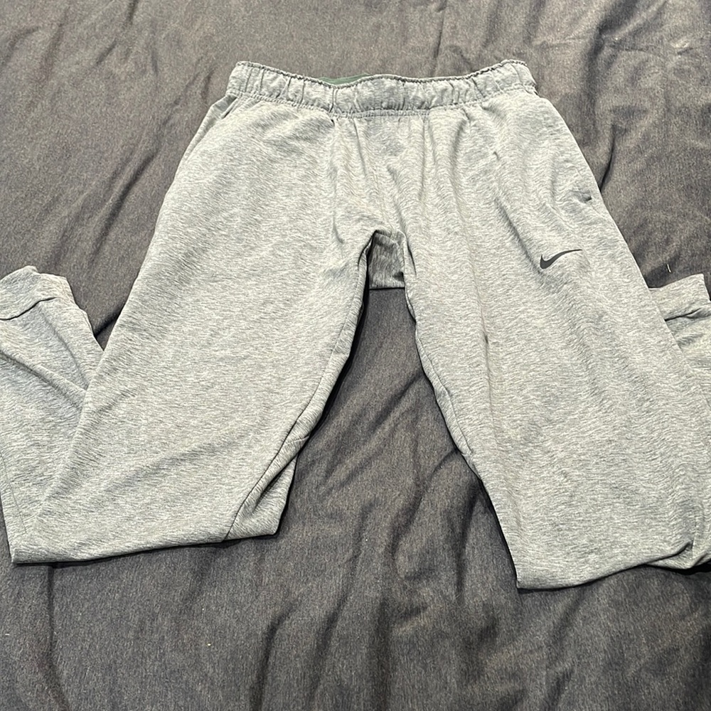 Nike Mens Yoga Joggers
